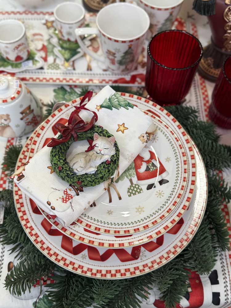 Blitz Sassari - Natale 2025 allestimento tavola di Natale 1