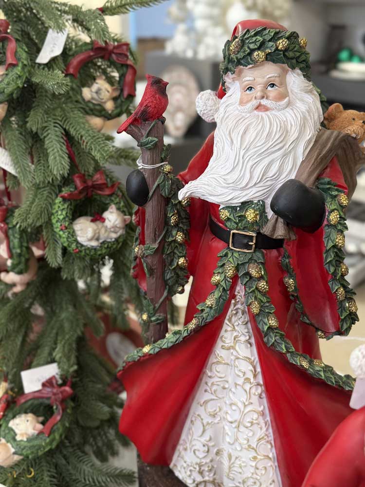 Blitz Sassari - Natale 2025 statuetta di Babbo Natale